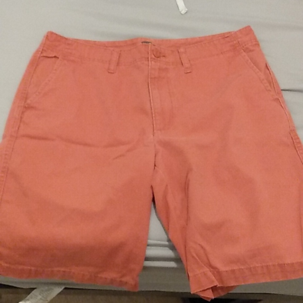 OLD NAVY MENS 34 Waist Shorts